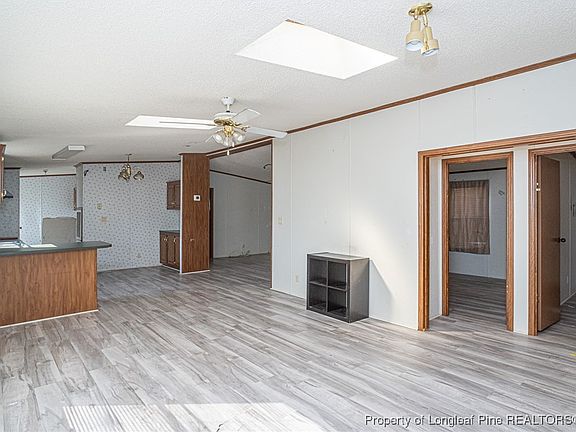 5th image of 2633 Oglesby Dr