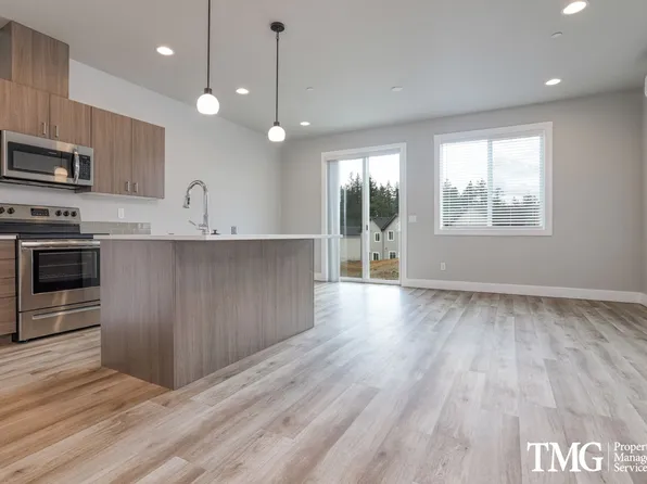Logan Place Village II, 2503 NW Magnolia Ct #2450, Camas, WA 98607
