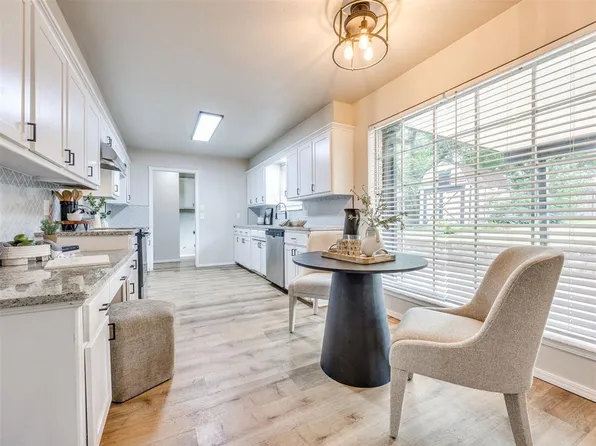 1005 Mary Lee Ln, Edmond, OK 73034