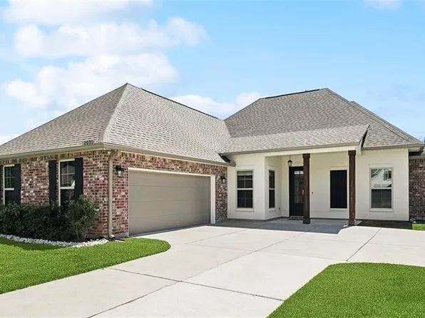 2031 Gabriel Dr, Covington, LA 70435