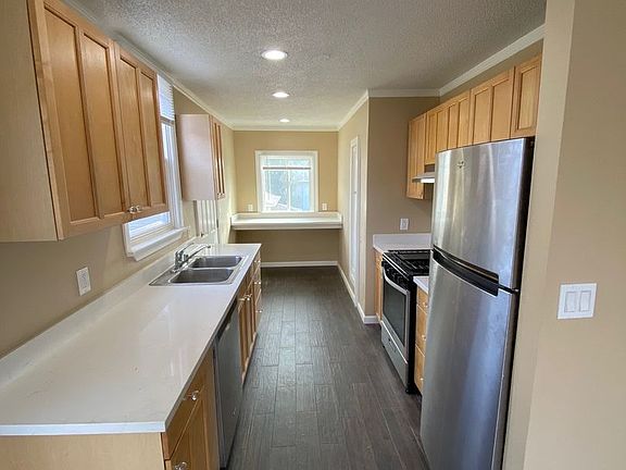3rd image of 817 52nd St APT B