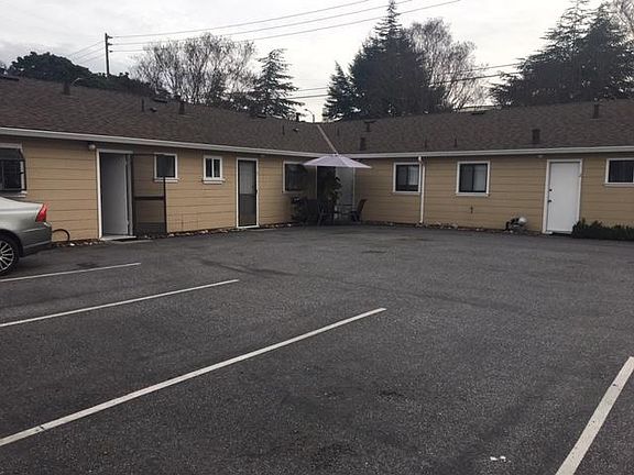 5th image of 205 N Bayview Ave APT 6