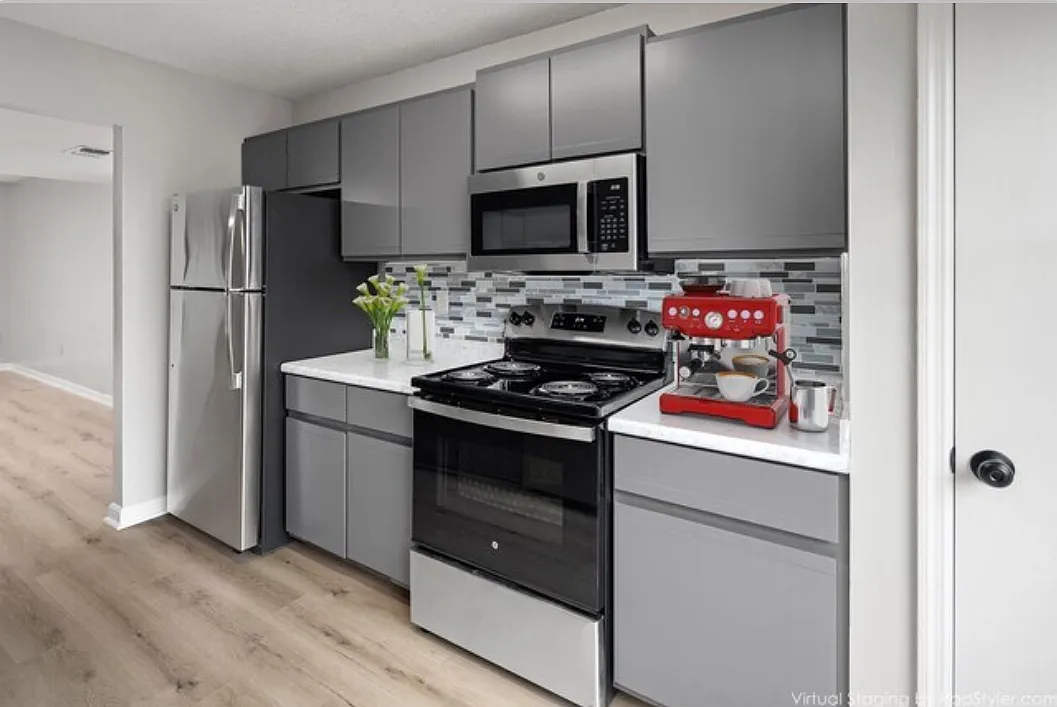 Woodstone Townhomes — Photo 1