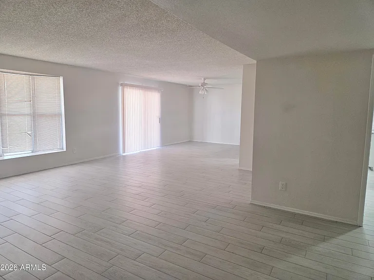 10214 E Watford Way — Photo 8