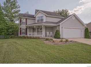 5818 Walnut Crest Ct, Saint Charles, MO 63304