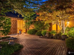 8416 SE 47th St, Mercer Island, WA 98040