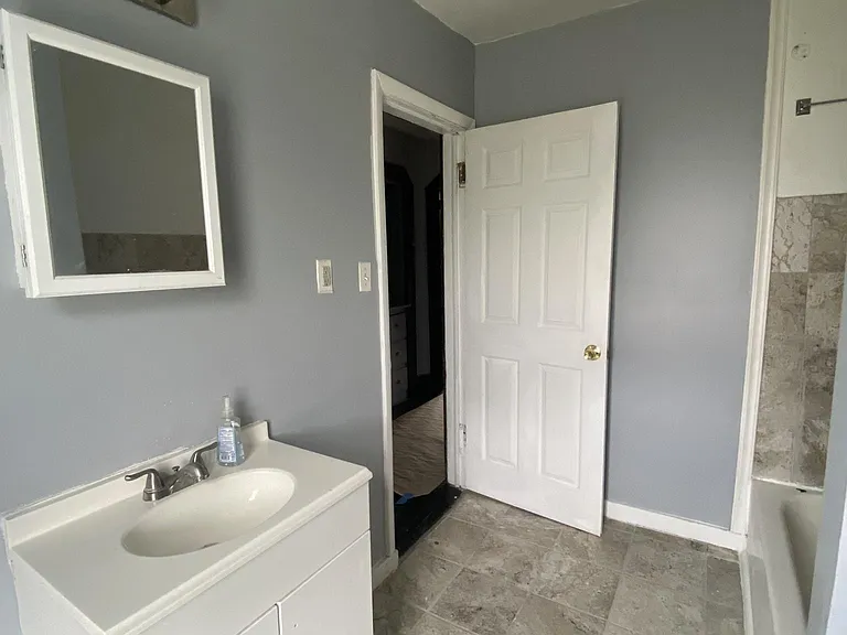 8337 John R St — Photo 29