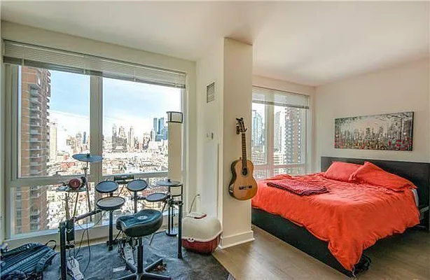 Rented by Keller Williams NYC | media 117