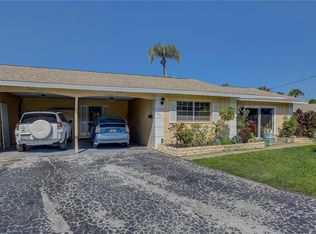 864 Lake Haven Rd, Dunedin, FL 34698