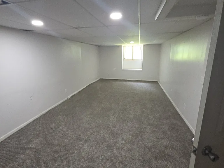201 N Chestnut St #205 — Photo 14