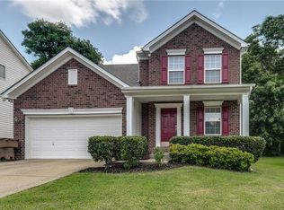 1200 Twin Circle Dr, Nashville, TN 37217