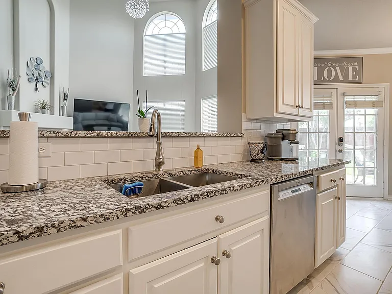 3944 Sunflower Ln — Photo 12