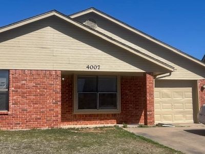 4007 SW Sunflower Ln, Lawton, OK, 73505