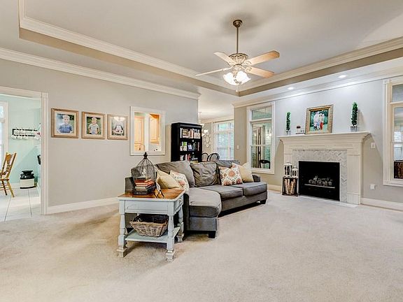 5th image of 5412 Meadow Grove Dr