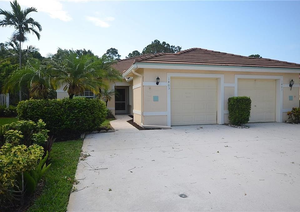 1st image of 1403 SW Greens Pointe Way