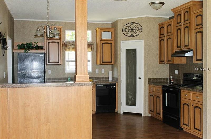 2nd image of 7800 SE 22nd Ave