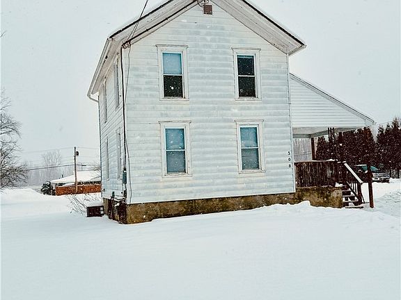 4th image of 308 Grand St