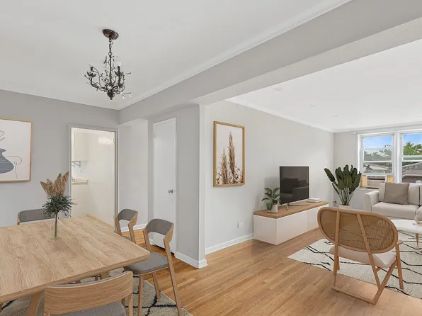 33-25 90th St APT 3A, Queens, NY 11372