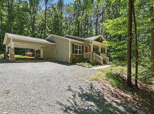 305 Old School Rd, Chapel Hill, NC 27516