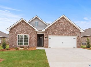 110 Burdine St, New Market, AL 35761