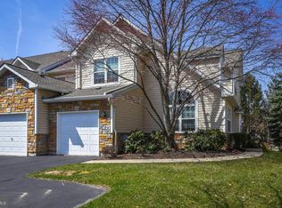 122 Gleneagles Dr, Blue Bell, PA 19422