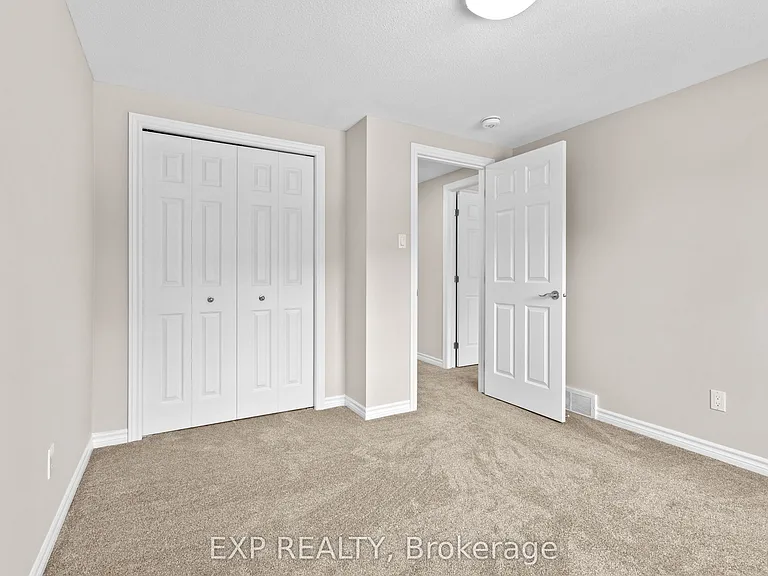 869 Maryland Ave — Photo 21