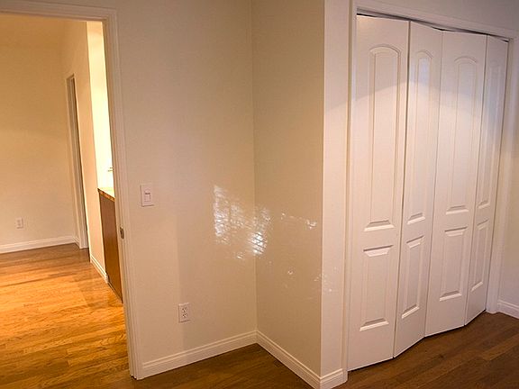 3rd image of 750 Basin Dr