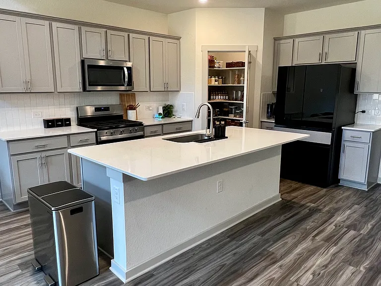 14004 Lubeck Dr — Photo 3