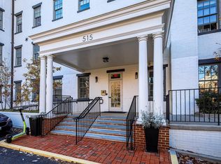 515 N Washington St APT 105, Alexandria, VA 22314