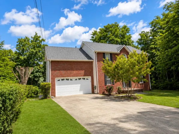402 Pointe Clear Dr, Smyrna, TN 37167