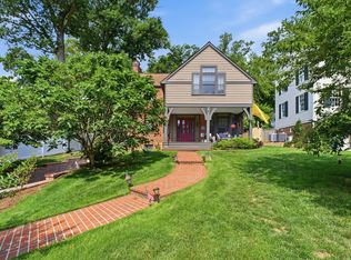 2354 N Oakland St, Arlington, VA 22207