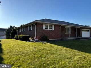 5th image of 2433 High Point Dr