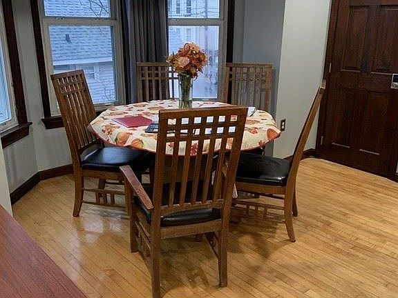 3rd image of 177 S Pleasant St #2