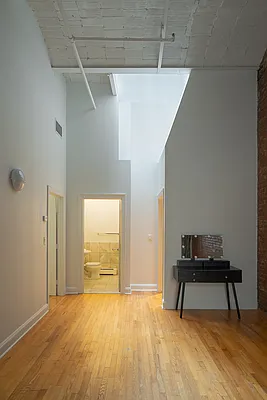 Rented by Roumila Real Estate LLC | media 10