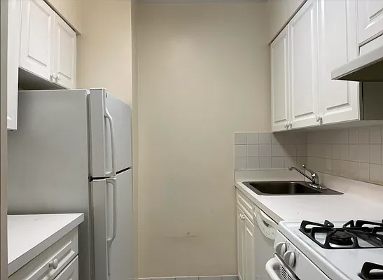 Rented by Keller Williams NYC | media 11