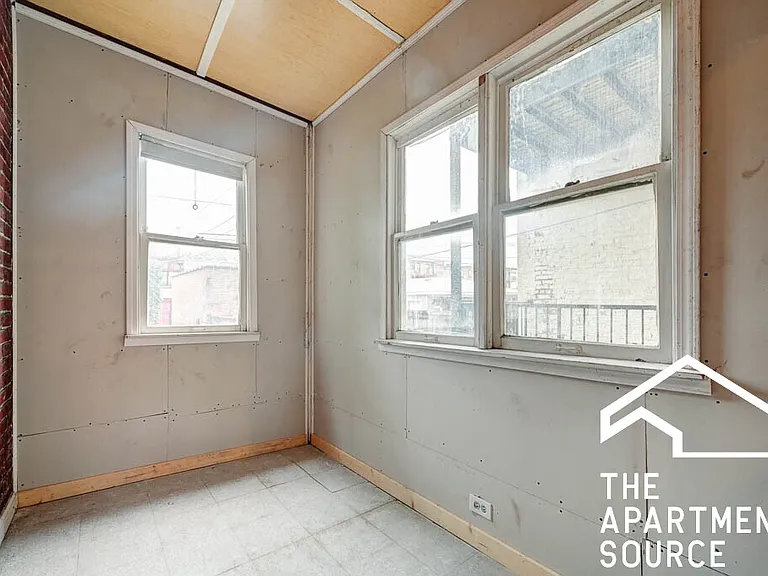 4736 S Prairie Ave #2 — Photo 17