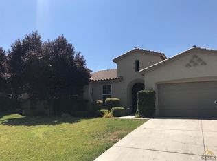 10911 Fieldstone Dr, Bakersfield, CA 93306