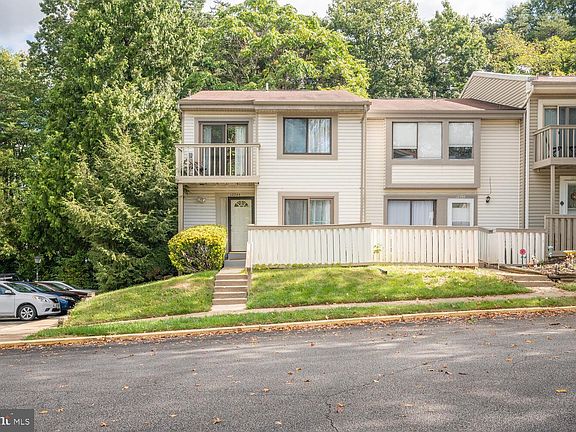 2nd image of 12755 Cara Dr #9-B