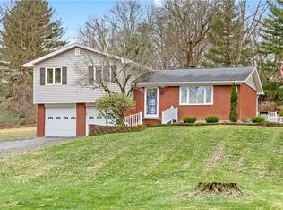 215 Nicholls Hill Rd, Belle Vernon, PA 15012