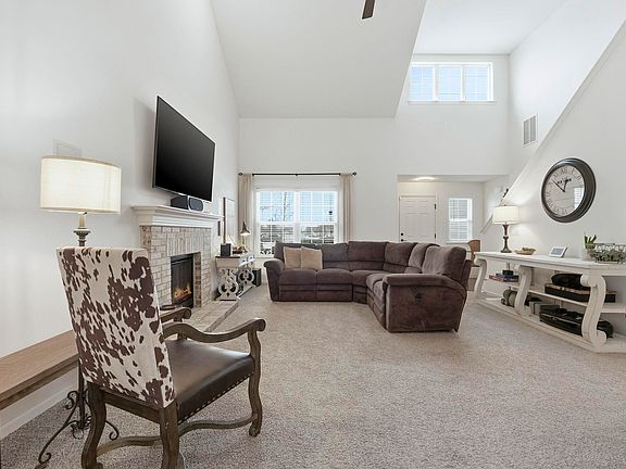 3rd image of 15501 Grassy Willow Dr