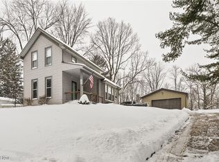 288 E Clinton St, Doylestown, OH 44230