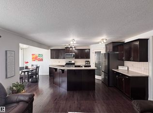 1115 61st St SW, Edmonton, AB T6X 0M4