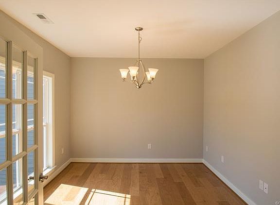5th image of 5980 Deer Path Dr