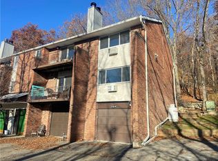 907 Mountainside Dr, Southfields, NY 10975