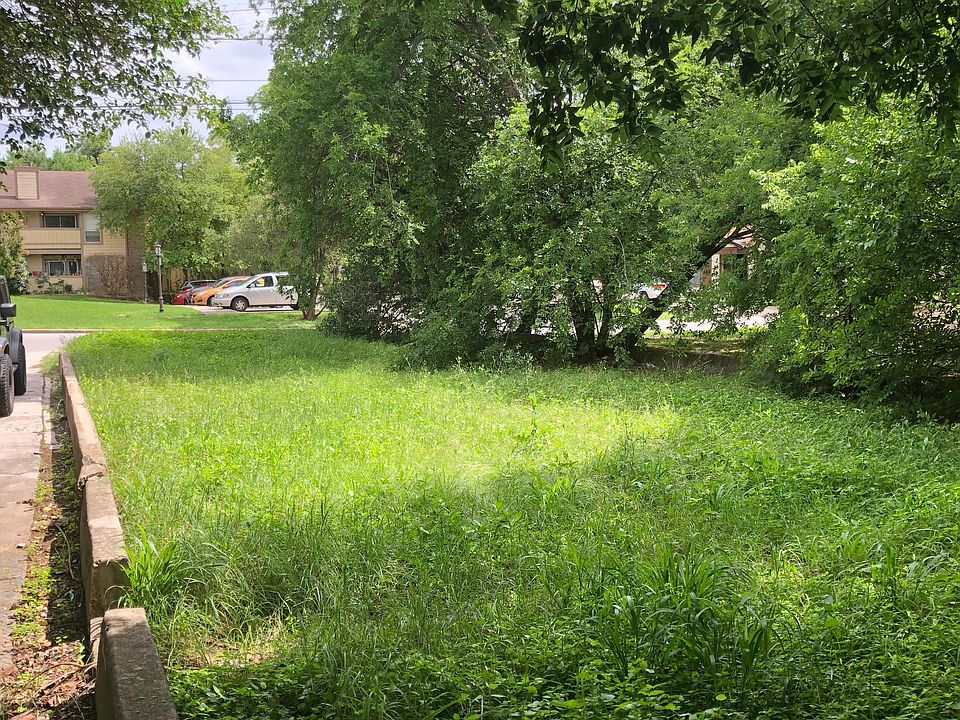 1st image of 5711 N New Braunfels Ave