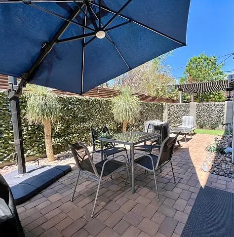 4412 N 27th Way — Photo 8