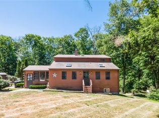 230 Burnt Hill Rd, Scituate, RI 02831