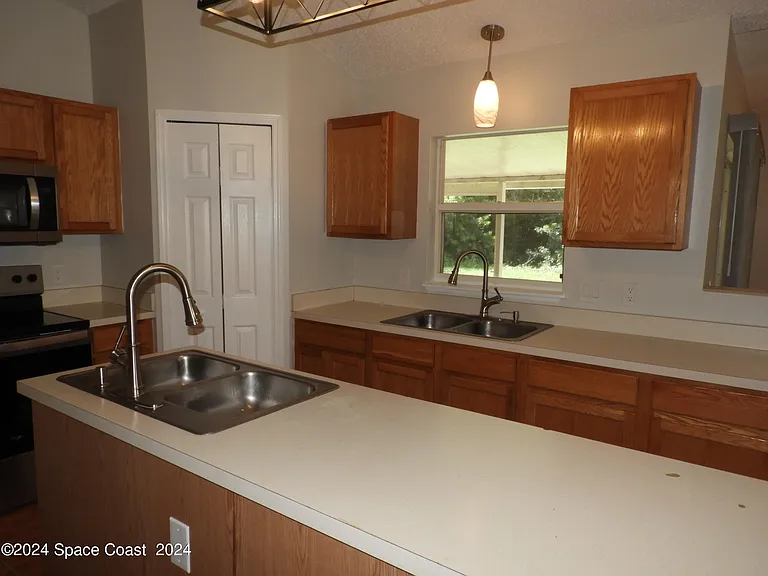 506 Lafayette St SW — Photo 7