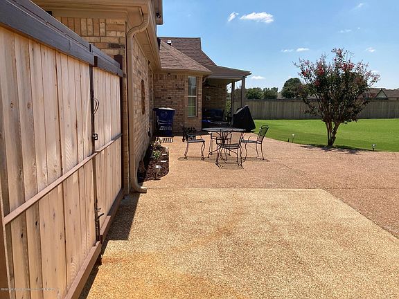 3rd image of 7509 Wisteria Dr