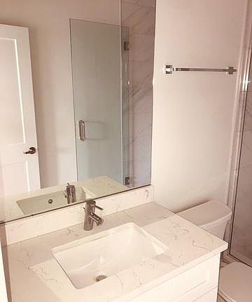 4th image of 3722 W Belmont Ave #2T
